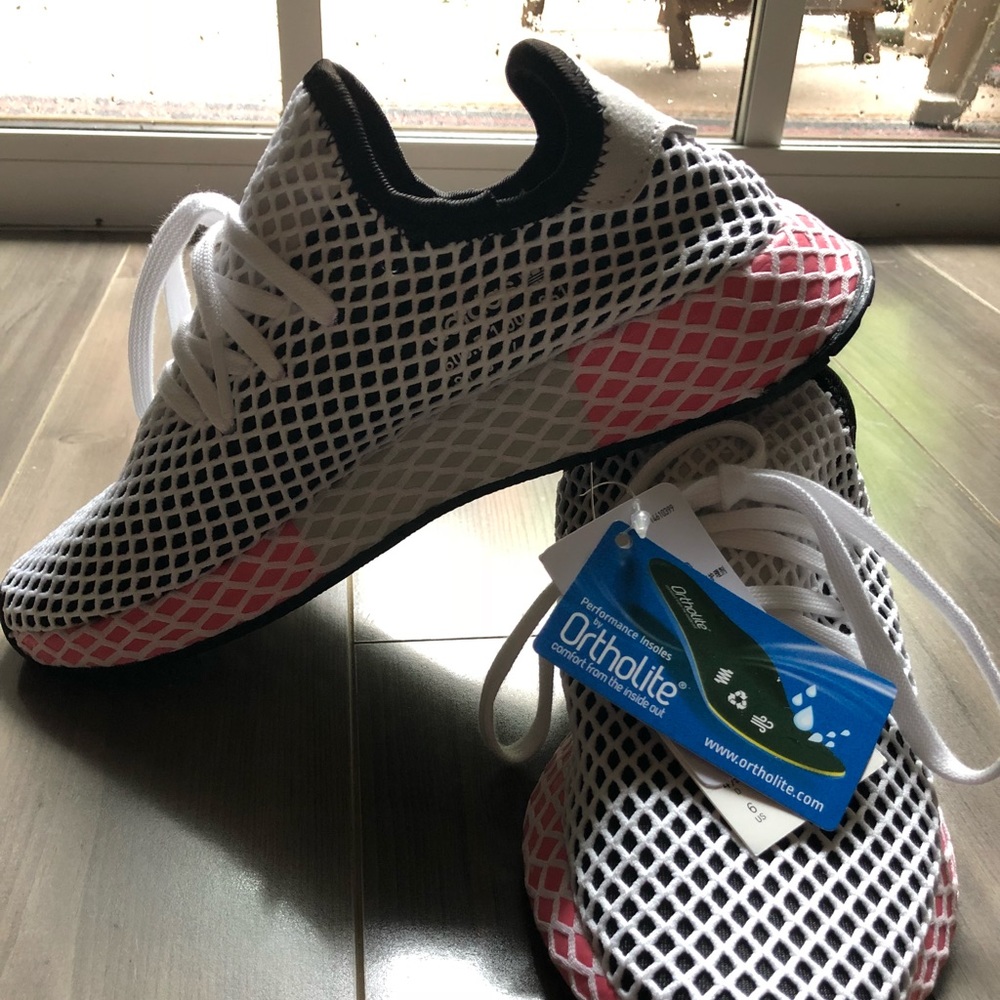 Adidas Deerupt Sneakers